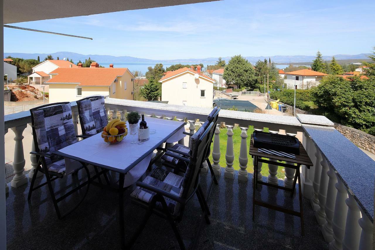 Apartment La God Malinska Eksteriør bilde